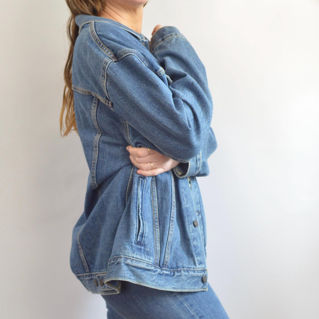 like new men’s vintage 100% cotton denim jean jacket