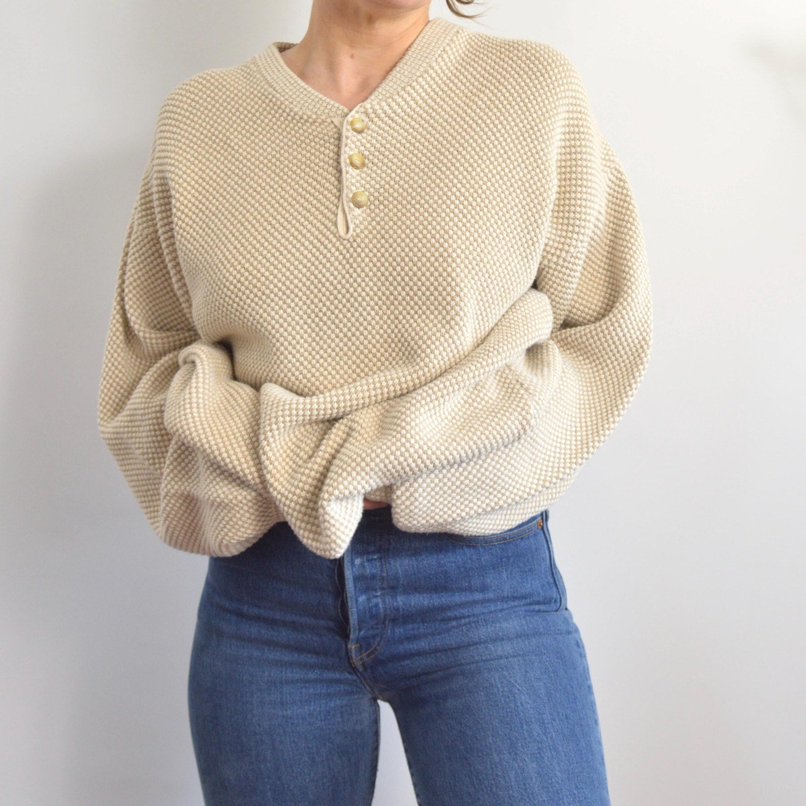 classic susquehanna trail beige and cream bubble knit quarter button cotton sweater