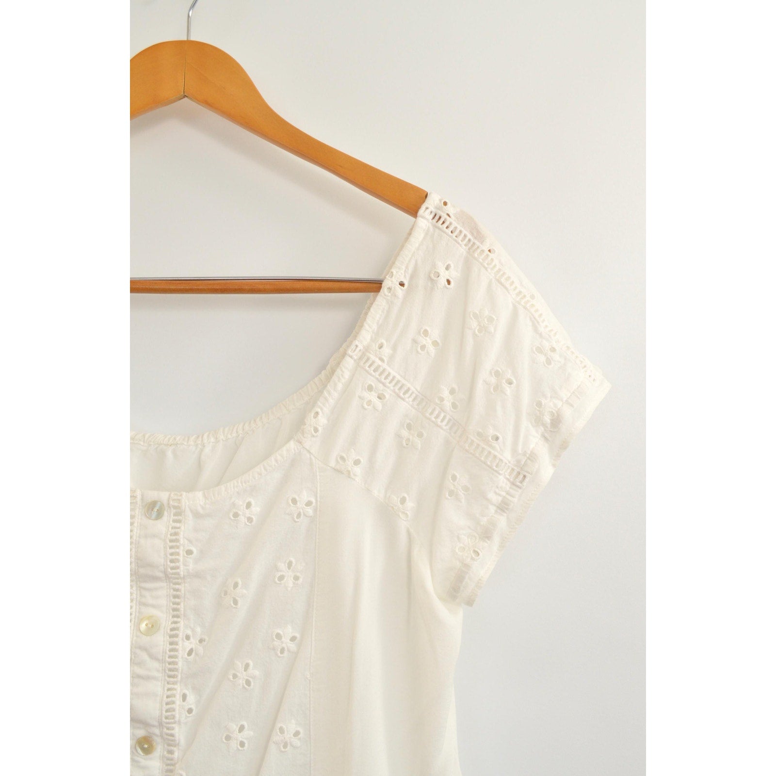 white vintage eyelet off the shoulder button down crop blouse