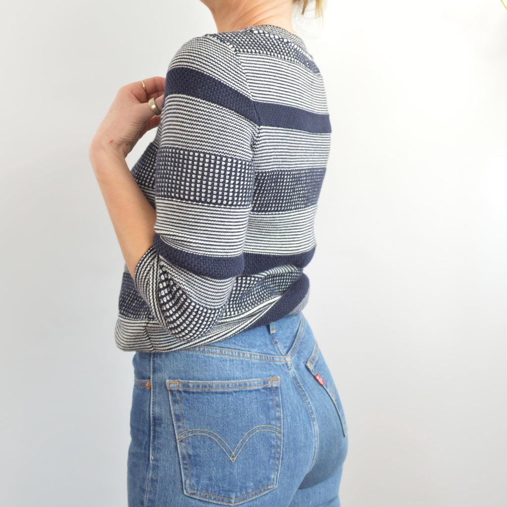 navy and white vintage tommy hilfiger cotton crew neck sweater