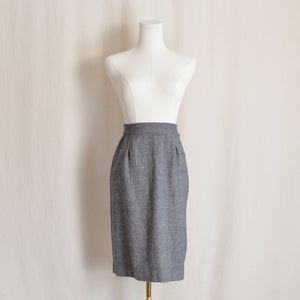 size 16 vintage black and white micro stripe pendleton wool skirt