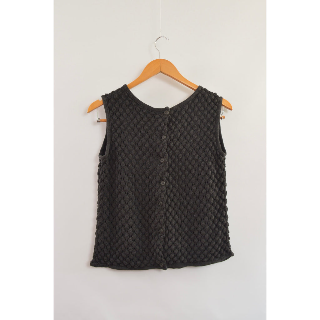 black bubble knit button back cropped miss gotham cotton knit sweater tank