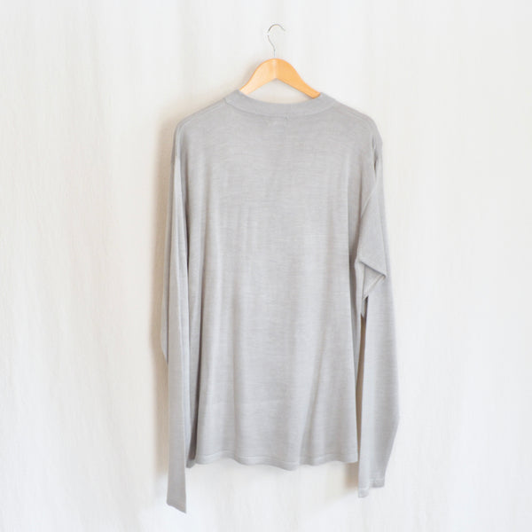 thin 100% silk grey crew neck sweater