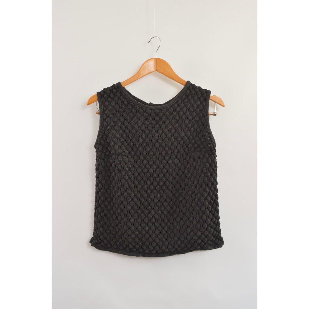 black bubble knit button back cropped miss gotham cotton knit sweater tank