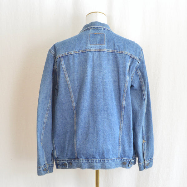 like new men’s vintage 100% cotton denim jean jacket