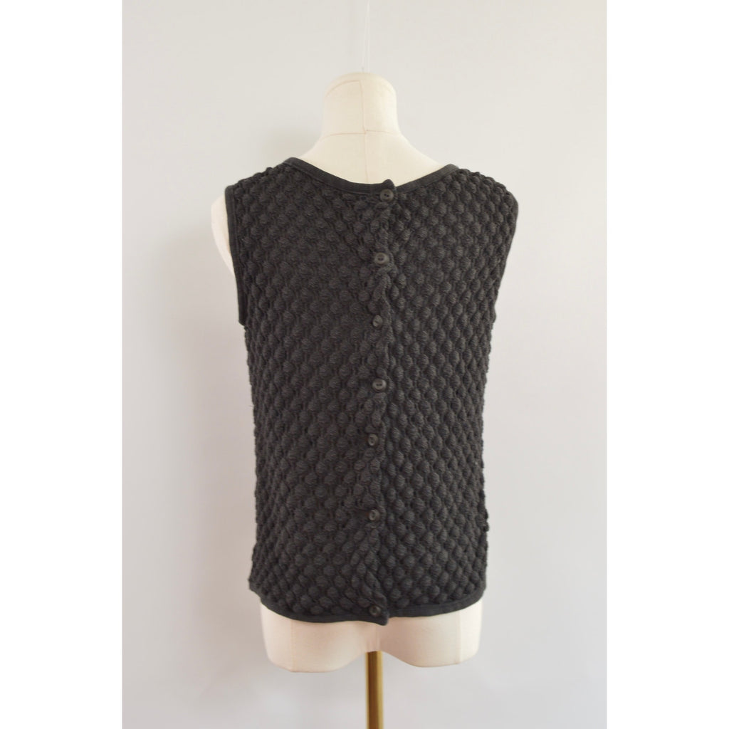 black bubble knit button back cropped miss gotham cotton knit sweater tank