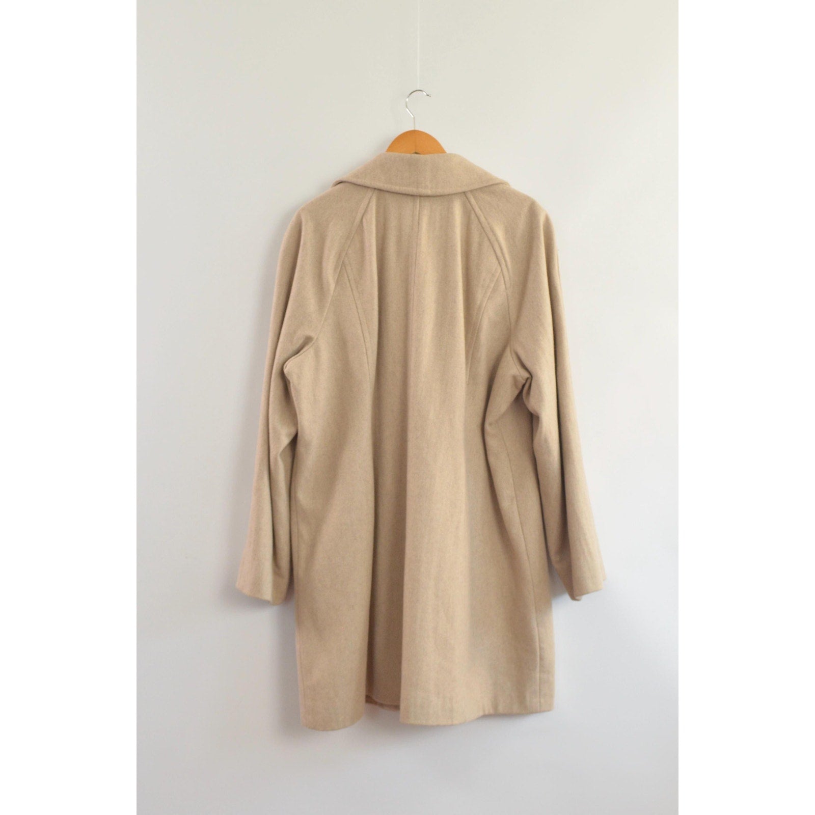 perfect mid length light beige vintage london fog wool overcoat