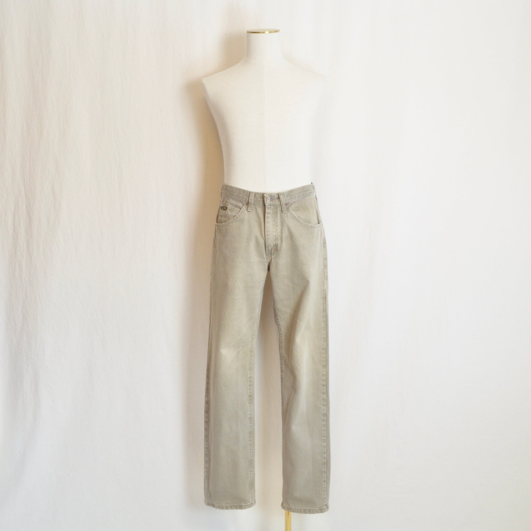 32 x 32 taupe grey vintage regular fit lees