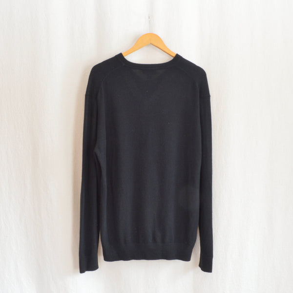 simple black 100% cashmere v-neck sweater