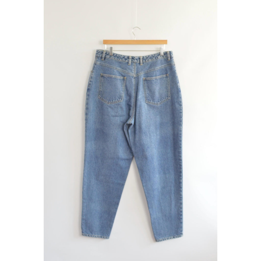 35 x 30 mid wash high rise tapered jeans