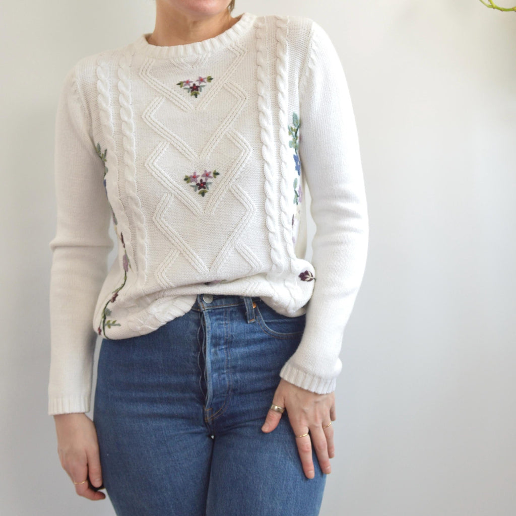 sweet white cropped floral embroidery cable knit crew neck sweater