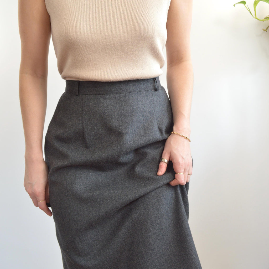size 12 charcoal gray knee length wool tulip skirt