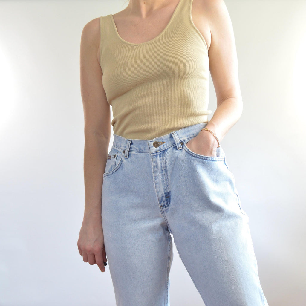 32 x 30 perfect high waist light wash broken in vintage riders