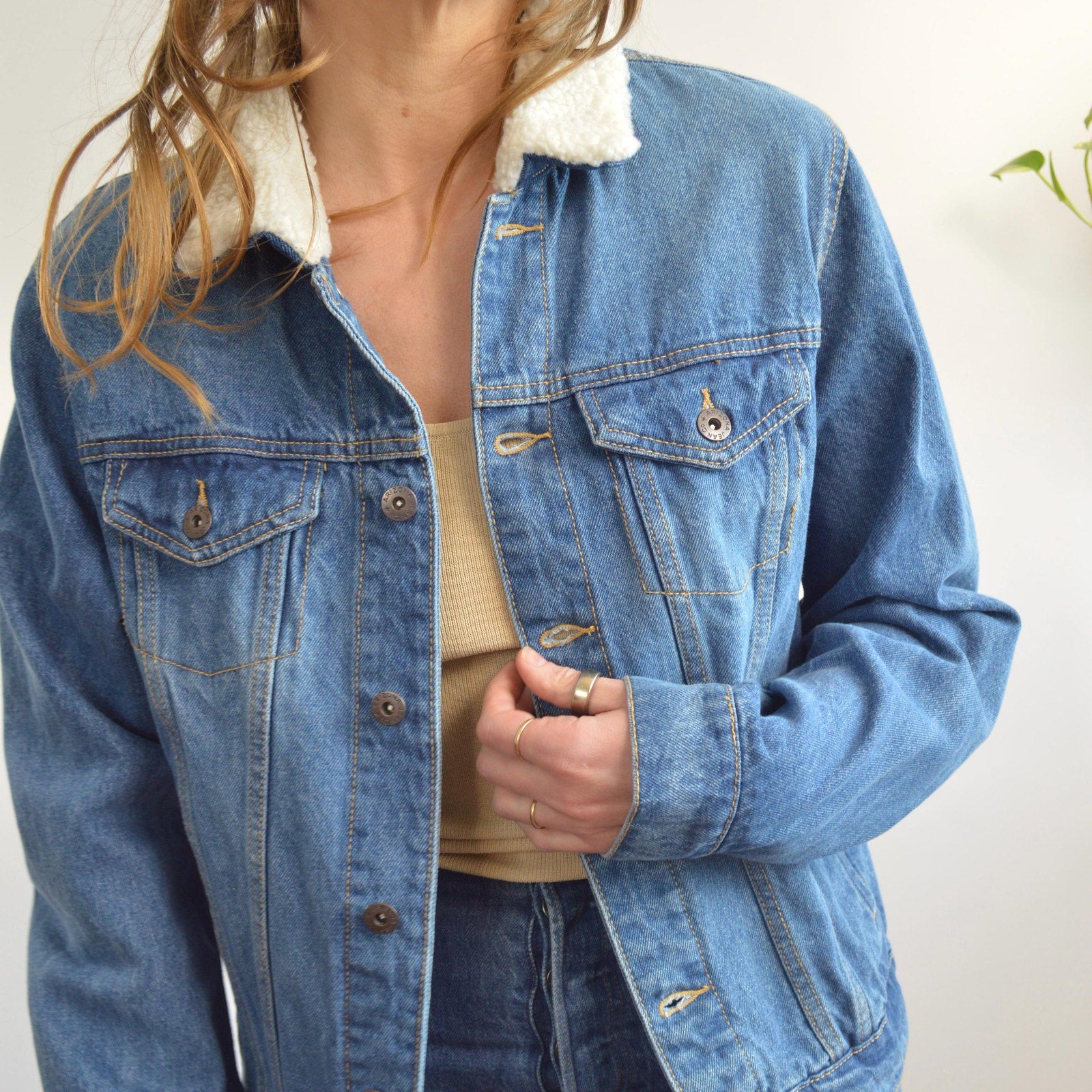 shearling collar cropped arizona jean jacket