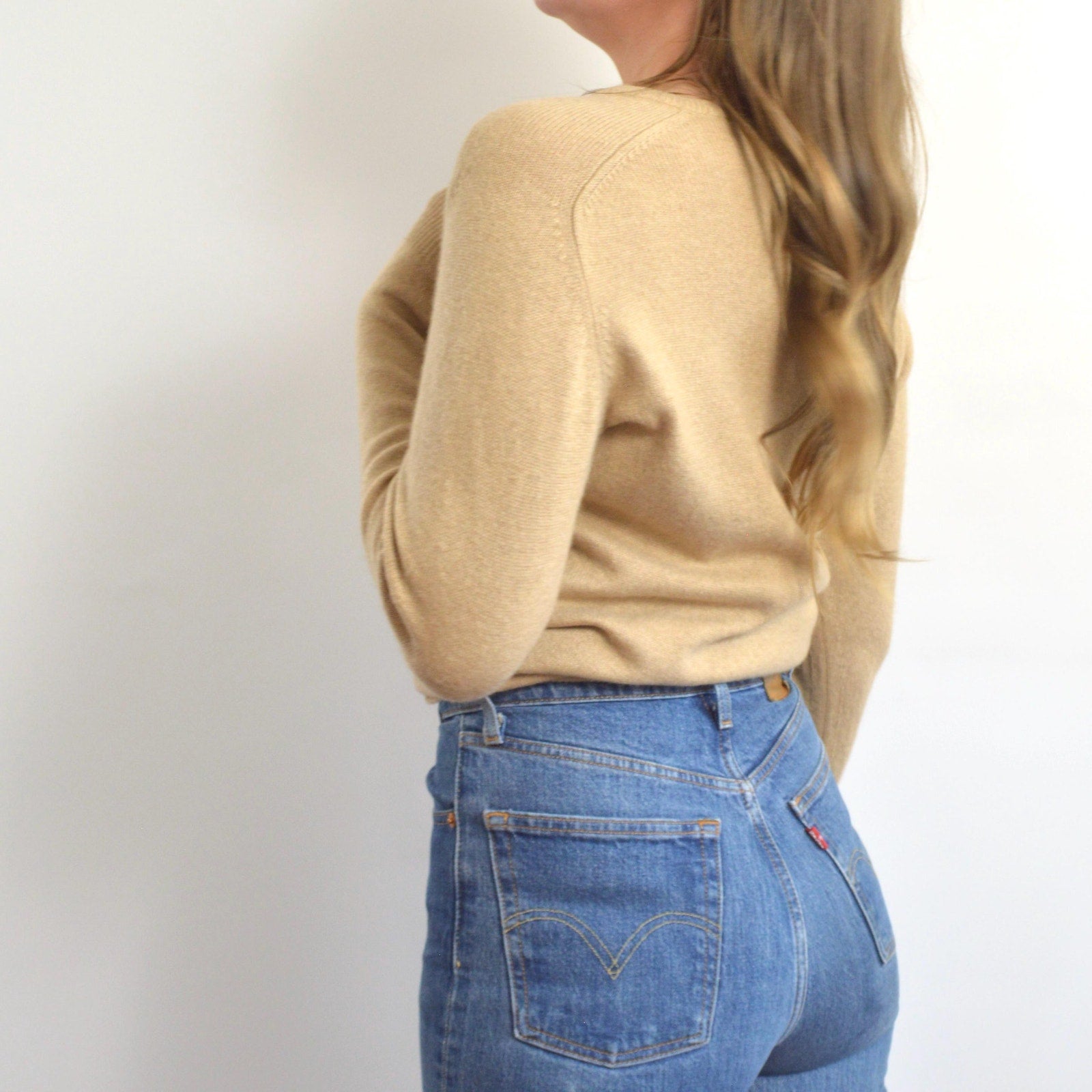 petite camel tan vintage 100% cashmere v neck sweater