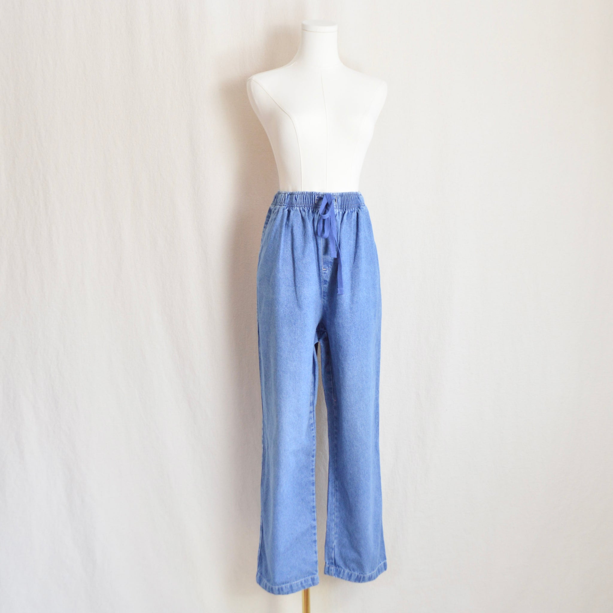 32 x 27 medium to light wash straight leg drawstring vintage cabin creek easy jeans