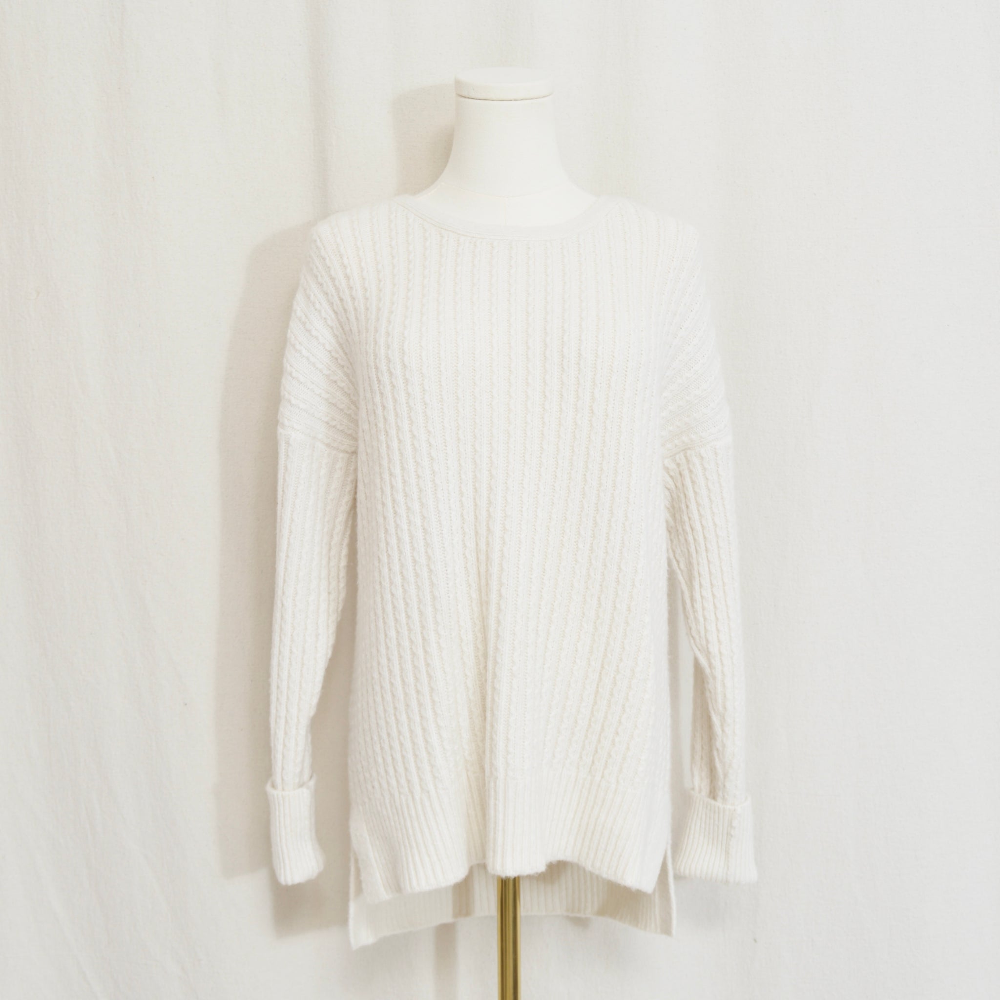 super soft ivory white cable knit scoop neck sweater