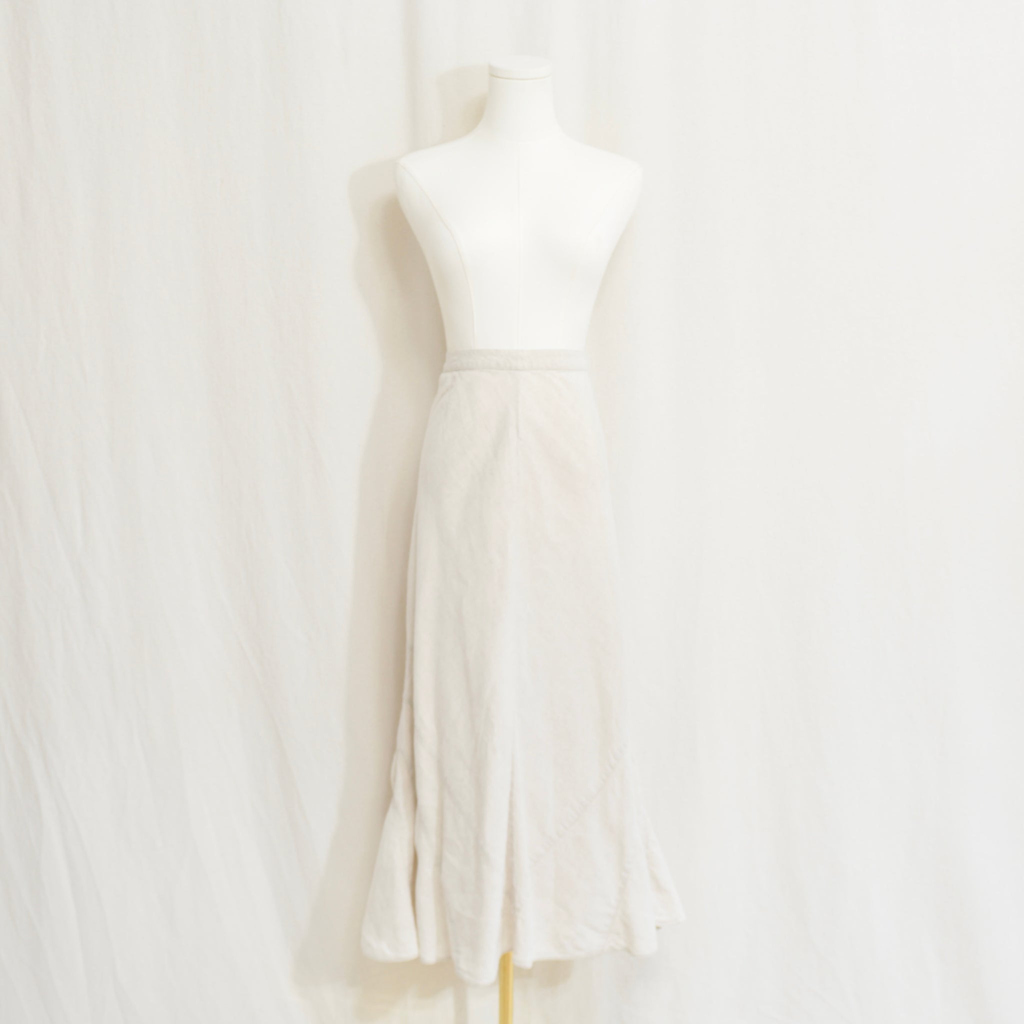 28" light beige linen midi length fit and flare j jill skirt