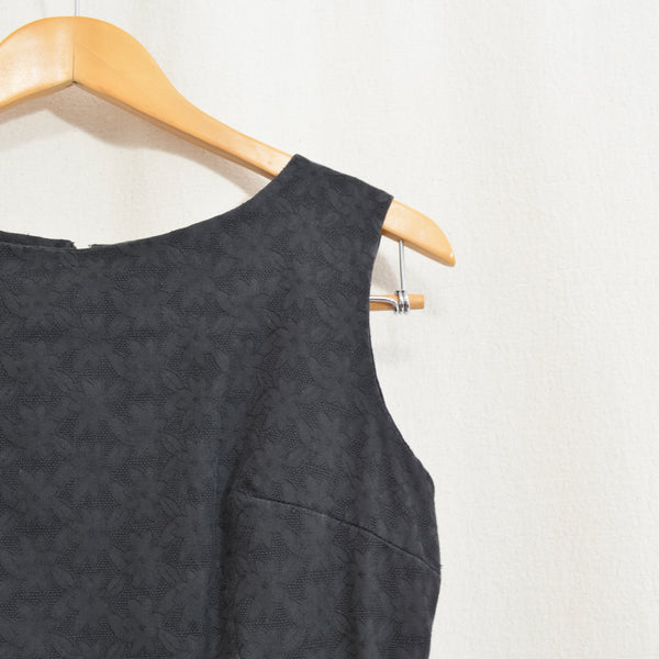 simple black cotton fitted zip up brocade mini dress