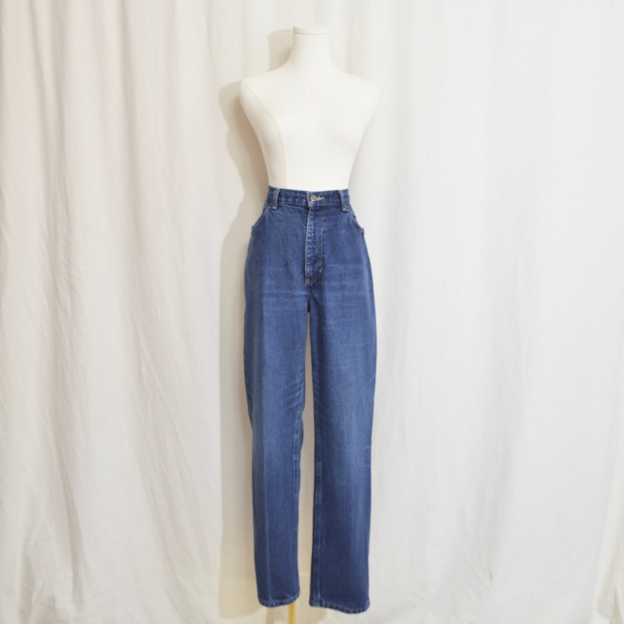 vintage 90’s dark wash jones sport 100% cotton high waisted straight leg denim
