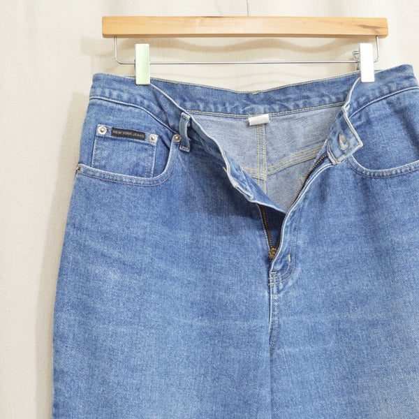33 x 31.5 high waisted mid wash tapered ny jeans vintage denim