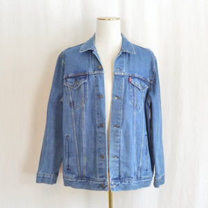 like new men’s vintage 100% cotton denim jean jacket