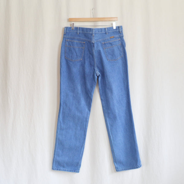 36 x 32 straight leg mid wash vintage wranglers made in the USA