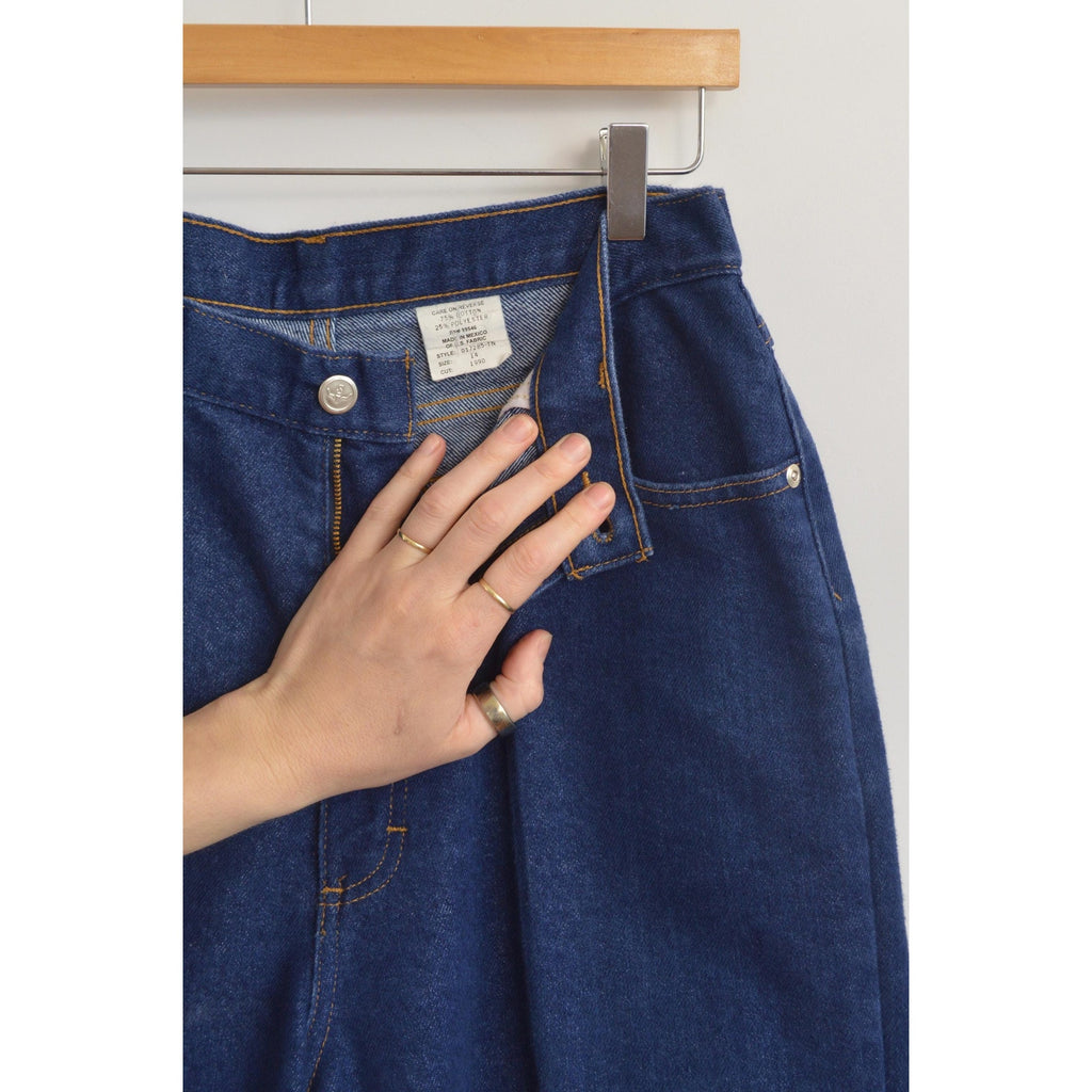 dark wash cowboy style high waisted seamed straight leg sheplers denim