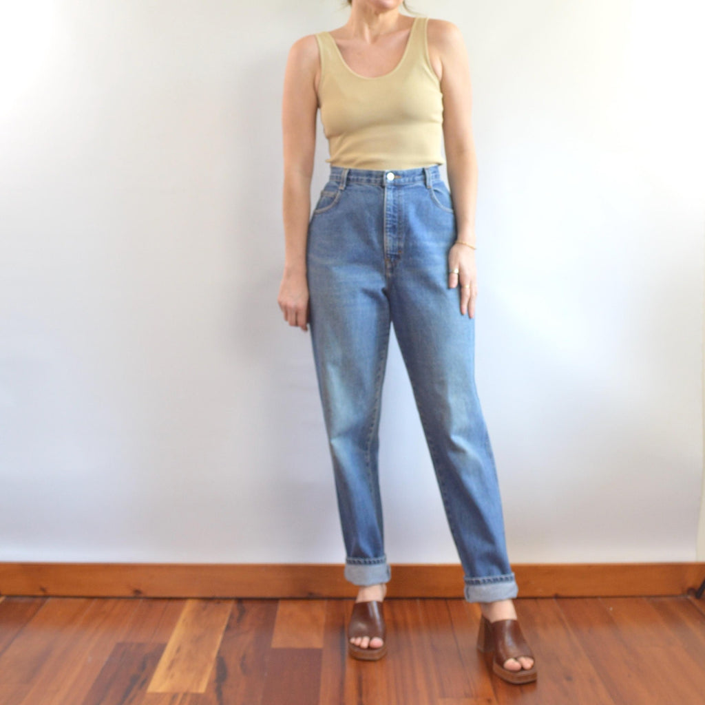 32 x 33 vintage high waisted long length gitano mid wash denim