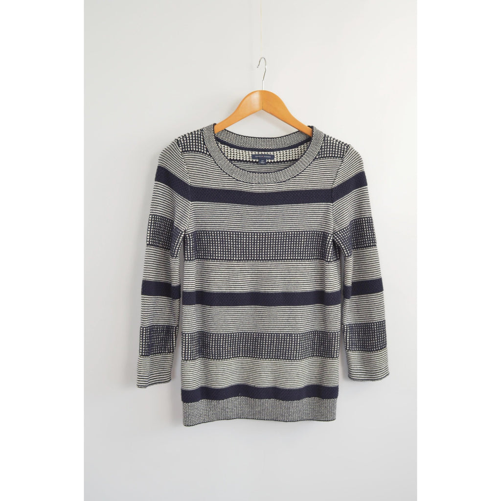 navy and white vintage tommy hilfiger cotton crew neck sweater