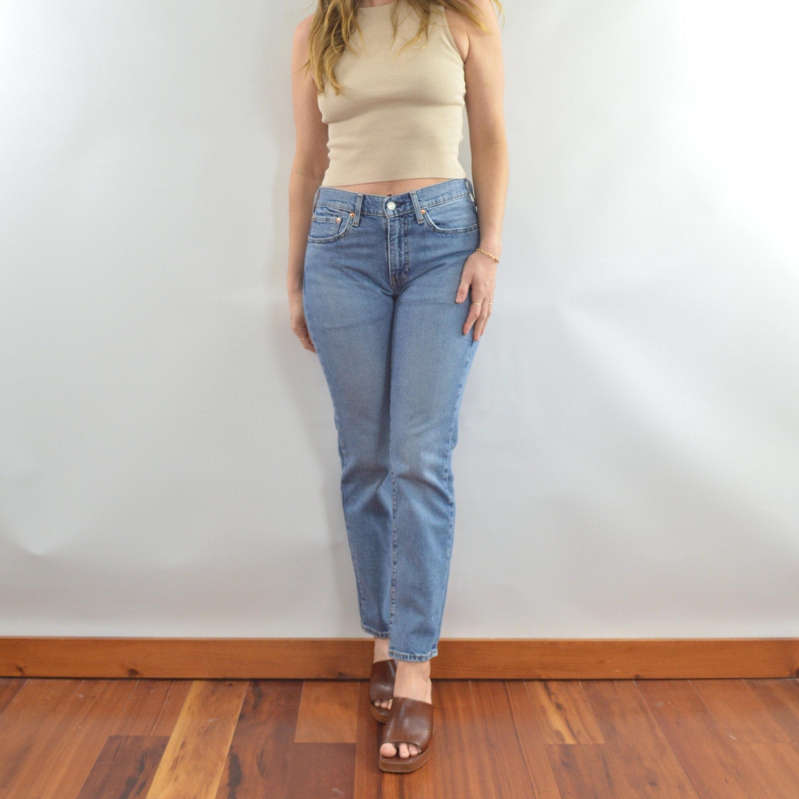 levi’s straight leg 514’s medium wash