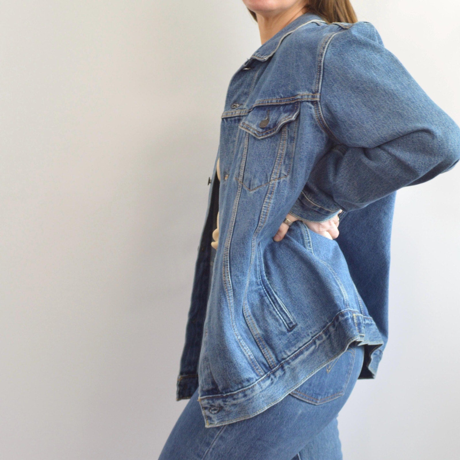 like new men’s vintage 100% cotton denim jean jacket