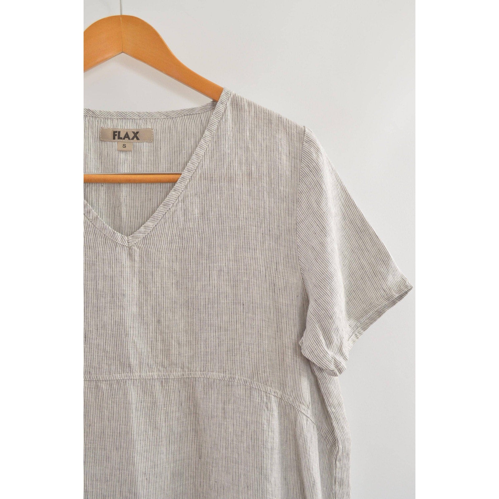 100% linen blue and white striped flax mini tee dress with pockets