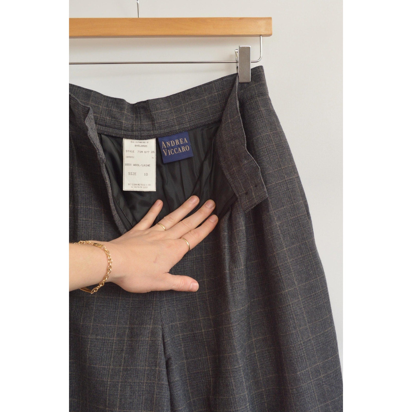 dark gray pure wool vintage andrea vicarro straight leg high waisted pants