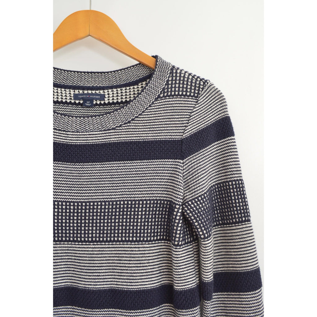 navy and white vintage tommy hilfiger cotton crew neck sweater