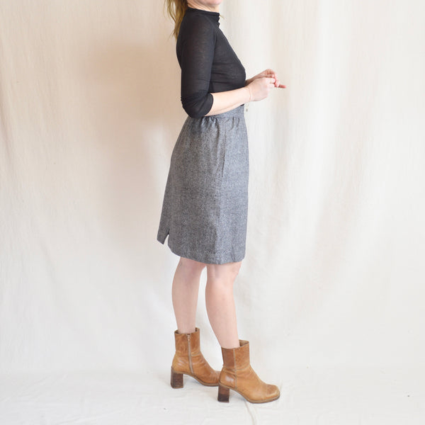 31” vintage black and white micro stripe pendleton wool skirt