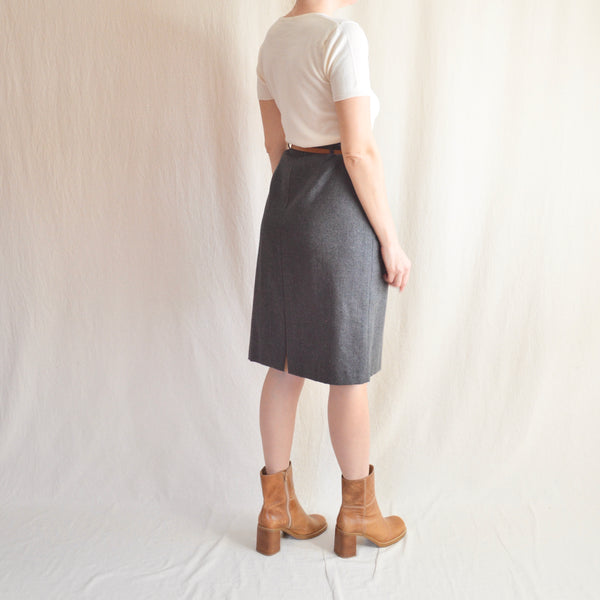 30 - 32" charcoal gray knee length wool tulip skirt